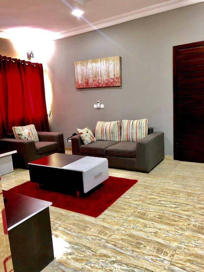 Fawzy Hotel Ibadan Extérieur photo